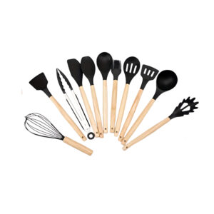 Set de utensilios de silicona con mango de madera color negro para cocina