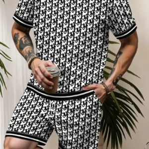 Conjunto deportivo informal